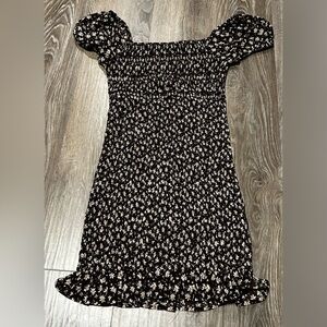 SHE + SKY Brown Floral Smocked Square Neck Mini dress w/ cap sleeve, size Medium